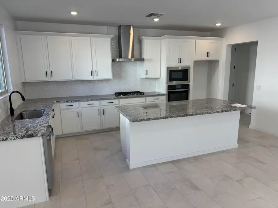 2454 W Maximo Way, Deer Valley, AZ 85085 - Image #3