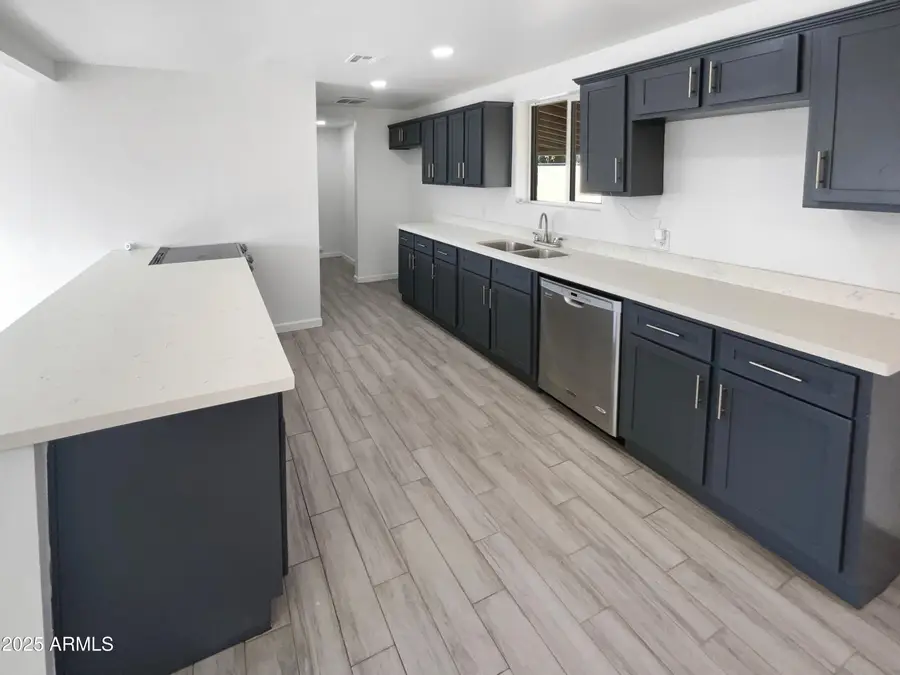 4345 N 47th Drive, Phoenix, AZ 85031 - Image #2