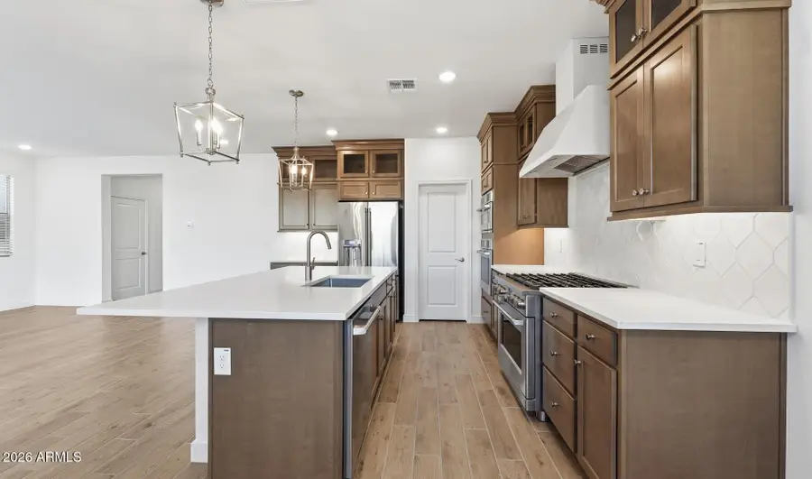 8010 W Royal Palm Road, Peoria, AZ 85345 - Image #3