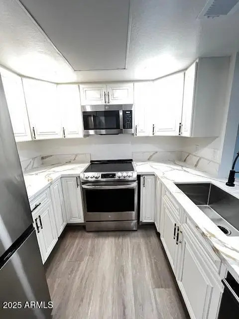 2115 W Belmont Avenue #4, Phoenix, AZ 85021 - Image #2