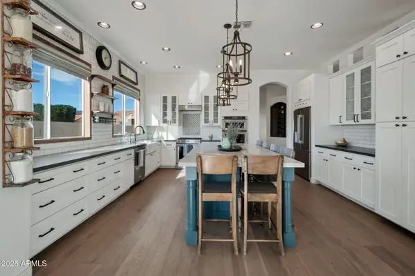 9705 E Idaho Avenue, Mesa, AZ 85209