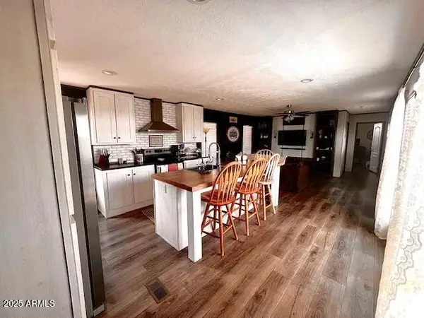 2060 N Center Street #372, Mesa, AZ 85201