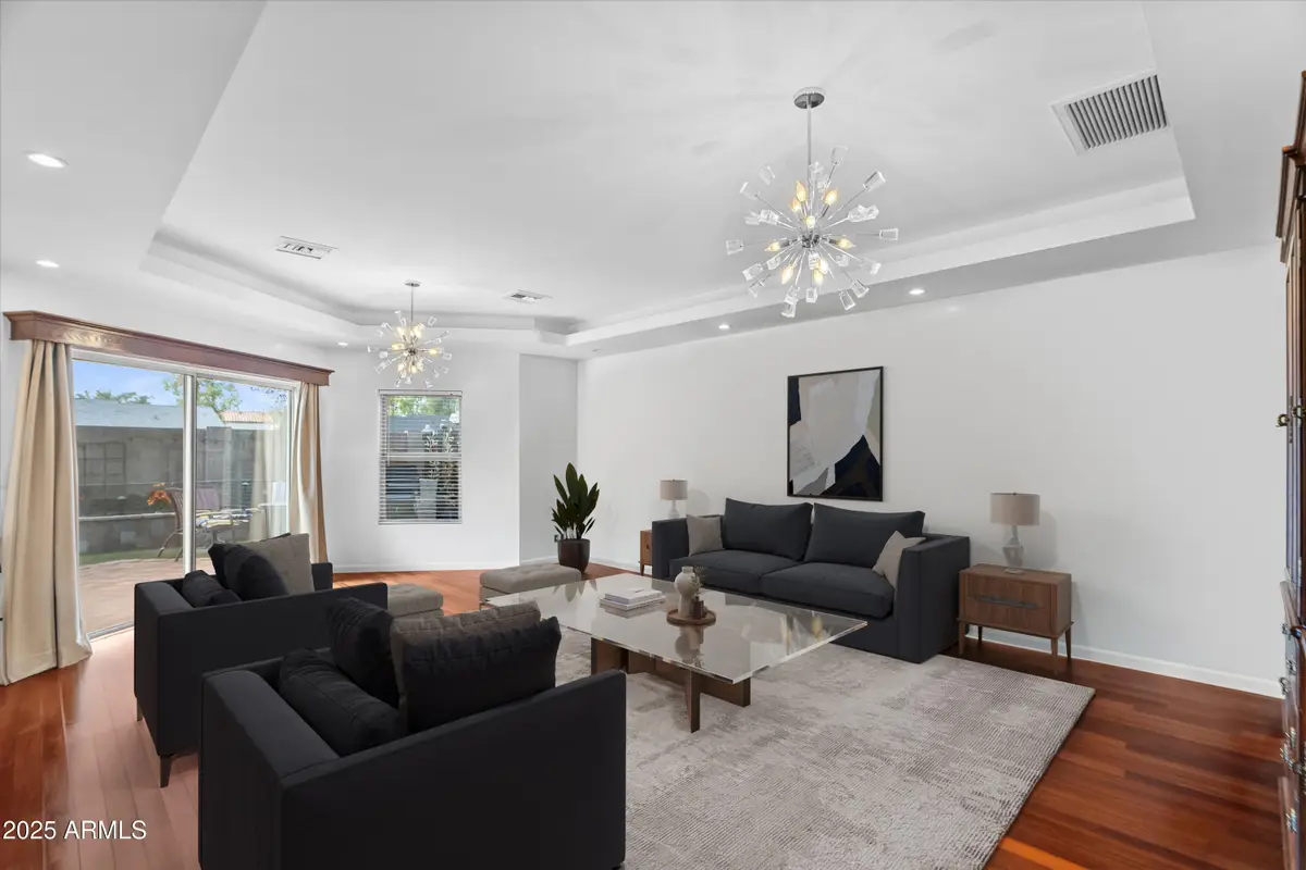 8407 E Rancho Vista Drive, Scottsdale, AZ 85251 - Image #1