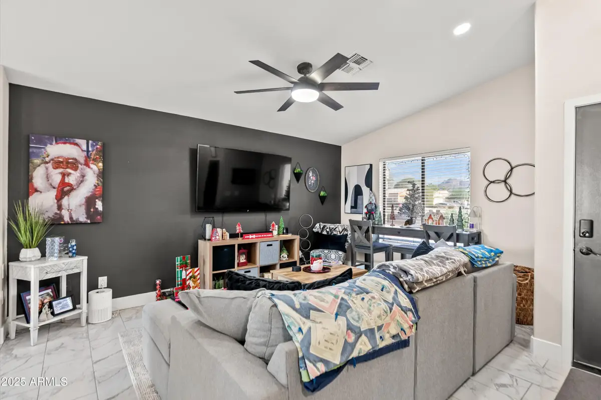 1840 S Pinto Drive, Apache Junction, AZ 85120 - Image #1