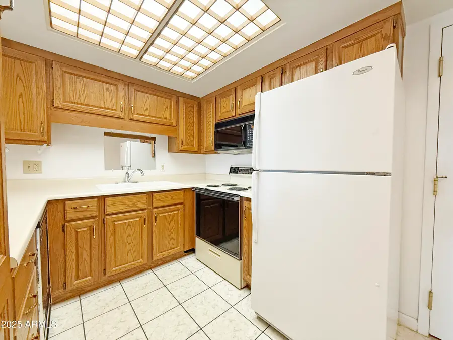 10330 W Thunderbird Boulevard #A207, Sun City, AZ 85351 - Image #2