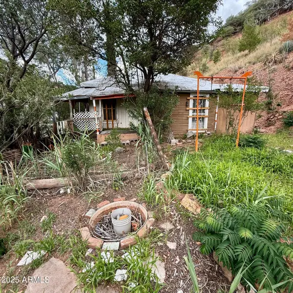 69E Ok Street, Bisbee, AZ 85603