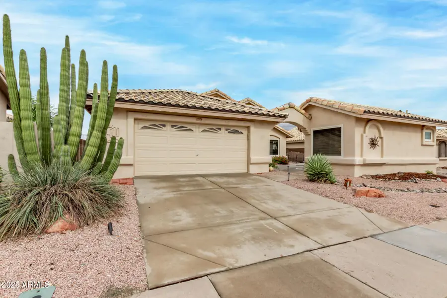 14194 W Mountain Laurel Trail, Surprise, AZ 85374 - Image #2