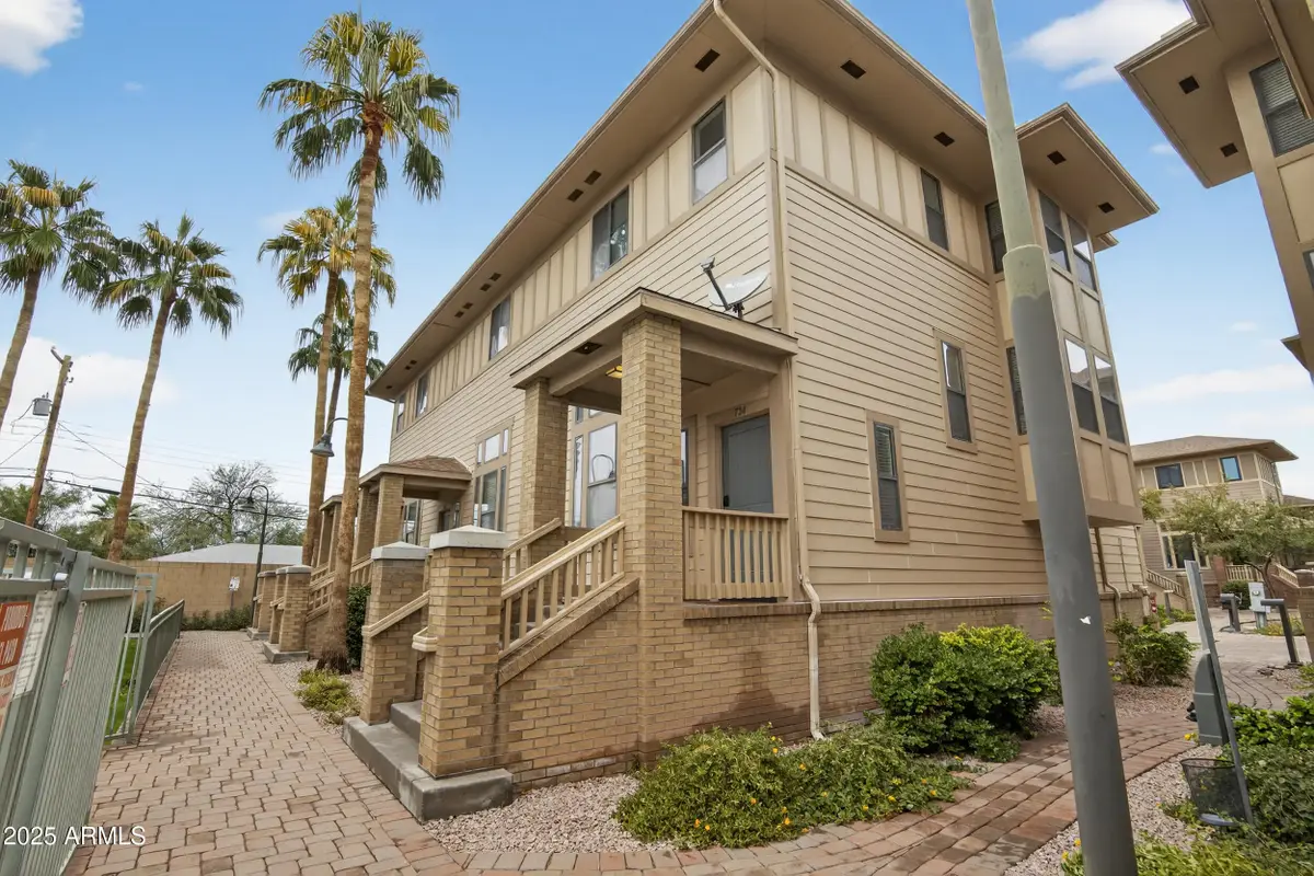 734 S Beck Avenue, Tempe, AZ 85281 - Image #1