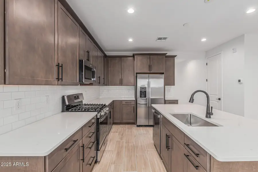 8722 S 170th Avenue, Goodyear, AZ 85338 - Image #2