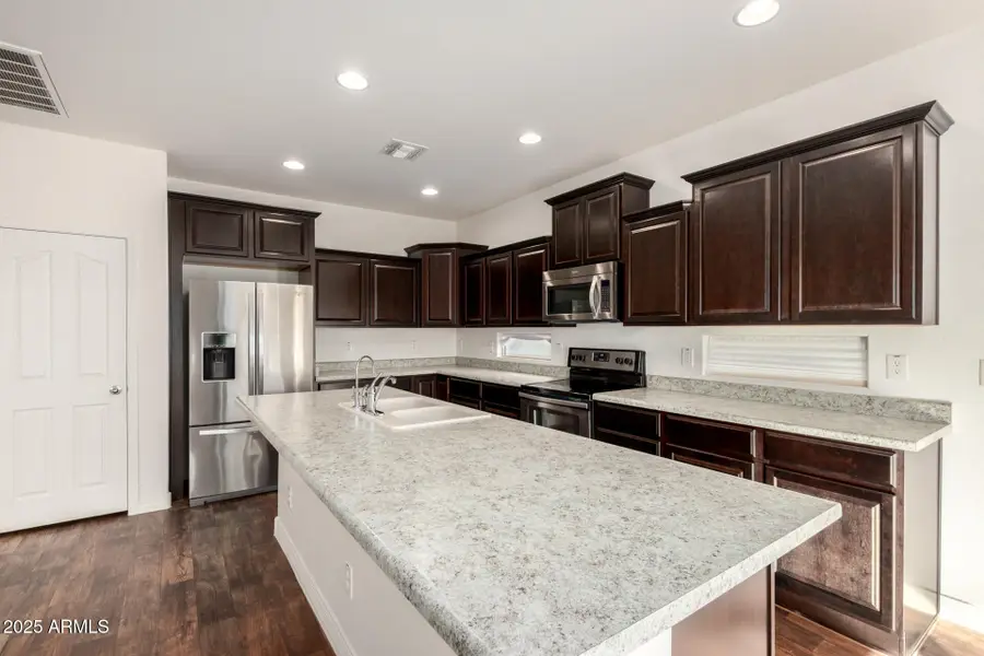 23645 W Hopi Street, Buckeye, AZ 85326 - Image #3