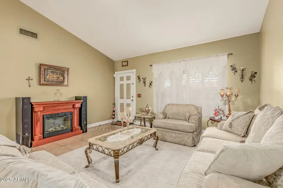 6259 N 89th Drive, Glendale, AZ 85305 - Image #3