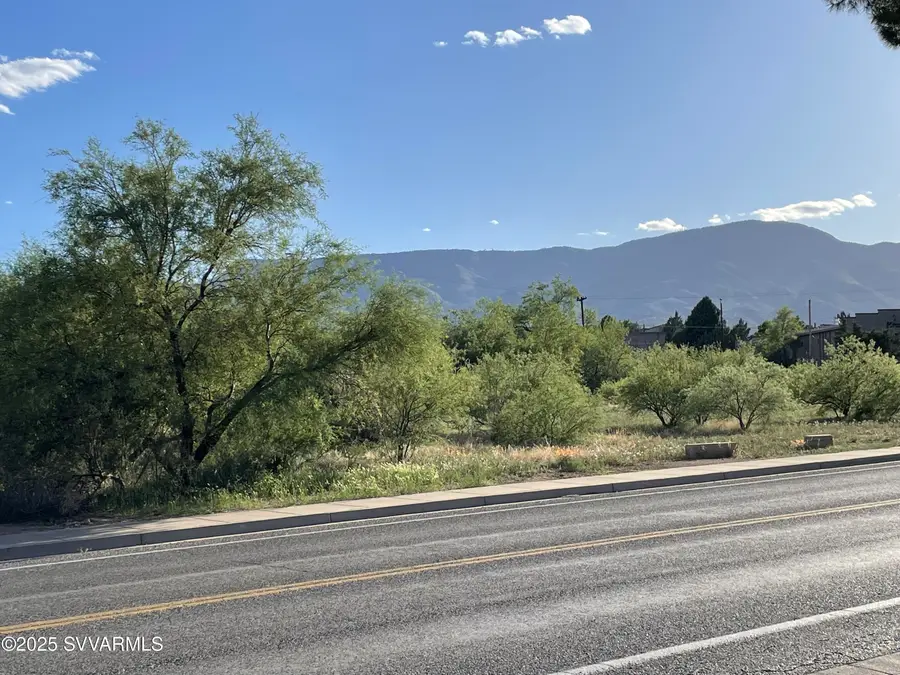 842 Cove Parkway #11, Cottonwood, AZ 86326 - Image #2