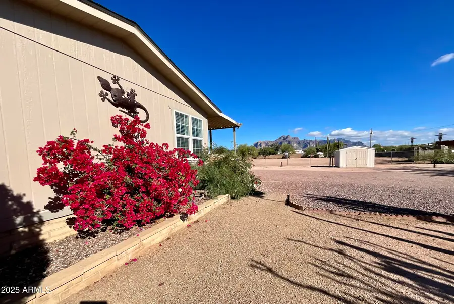 322 W Foothill Street, Apache Junction, AZ 85120 - Image #3