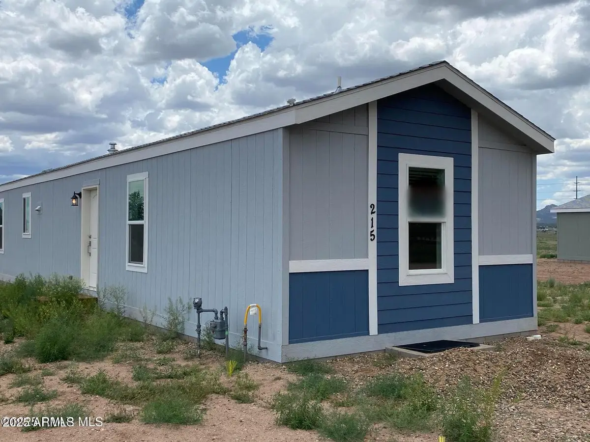215 W Venice Way, Paulden, AZ 86334 - Image #1