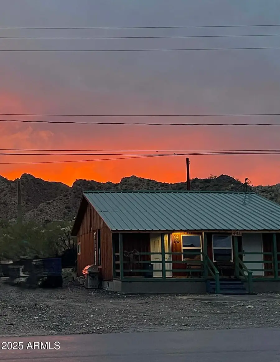 445 N Kilbright Avenue, Ajo, AZ 85321 - Image #2