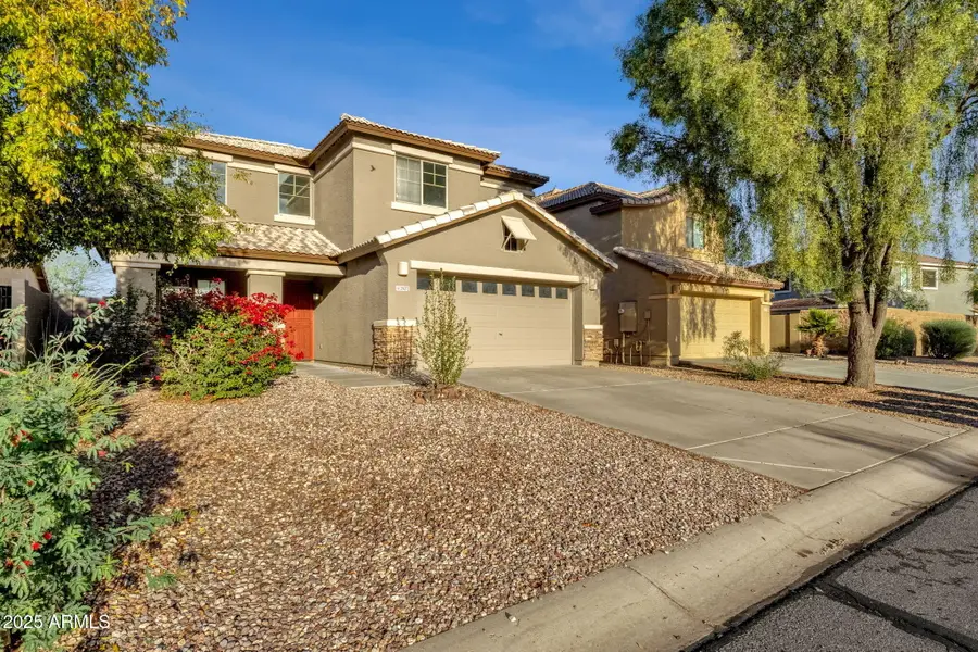 29272 N Yellow Bee Drive, San Tan Valley, AZ 85143 - Image #3