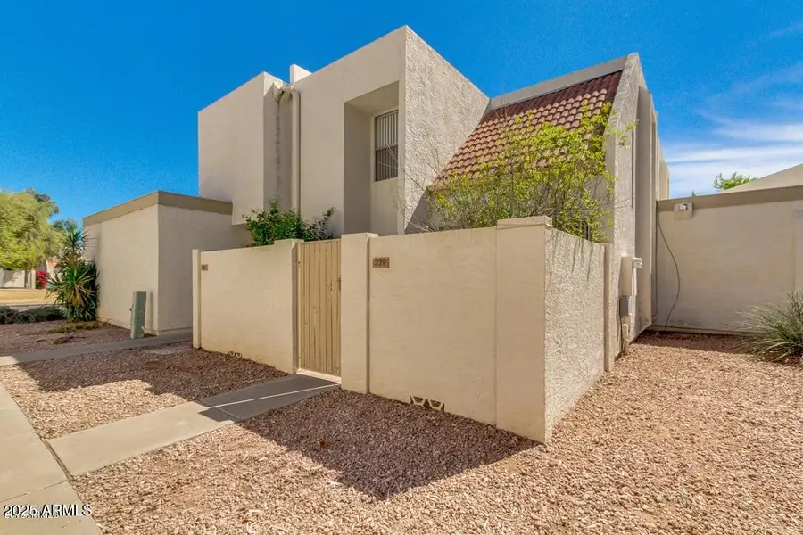 1342 W Emerald Avenue #329, Mesa, AZ 85202 - Image #2