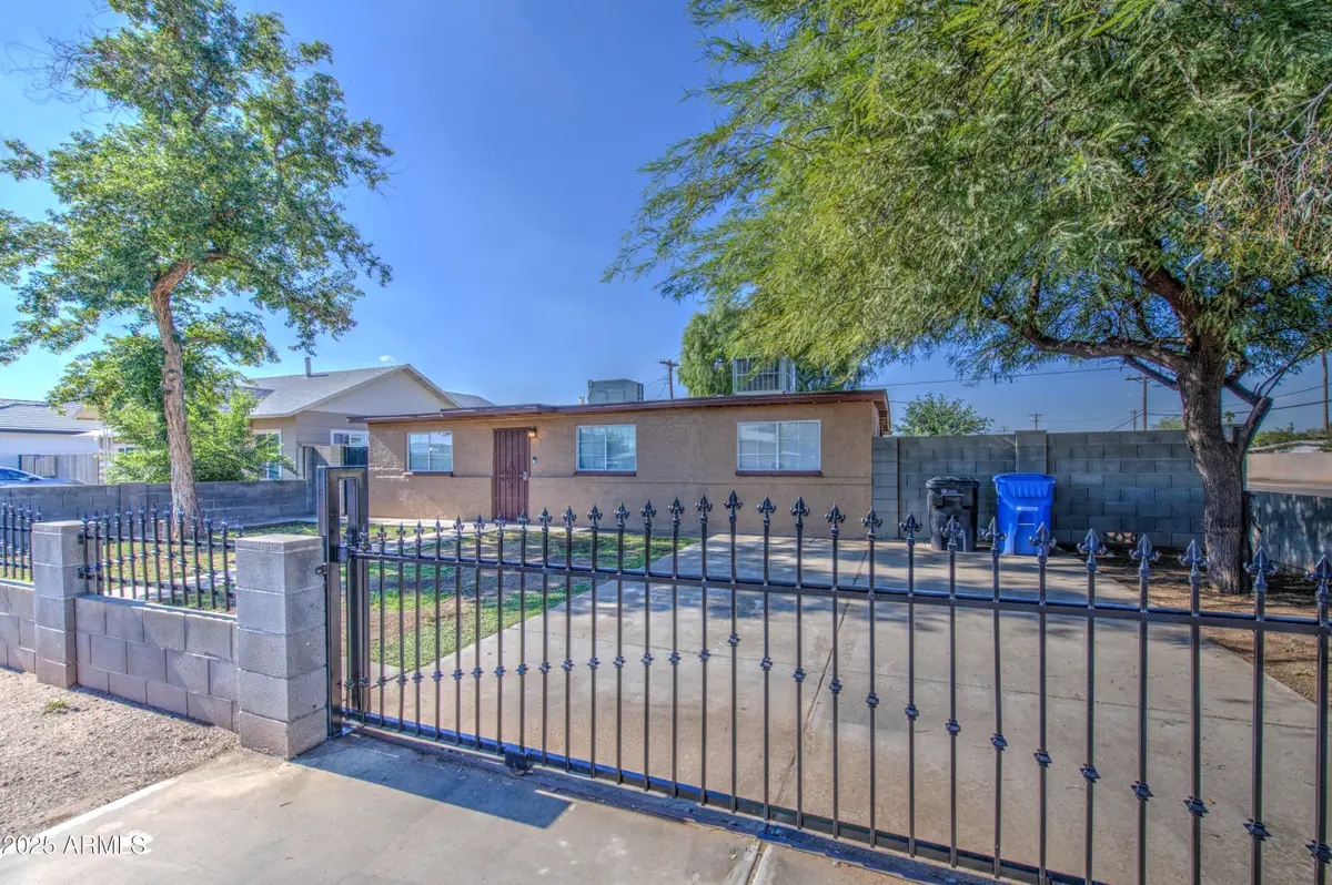 4802 S 35th Drive, Phoenix, AZ 85041 - Image #1
