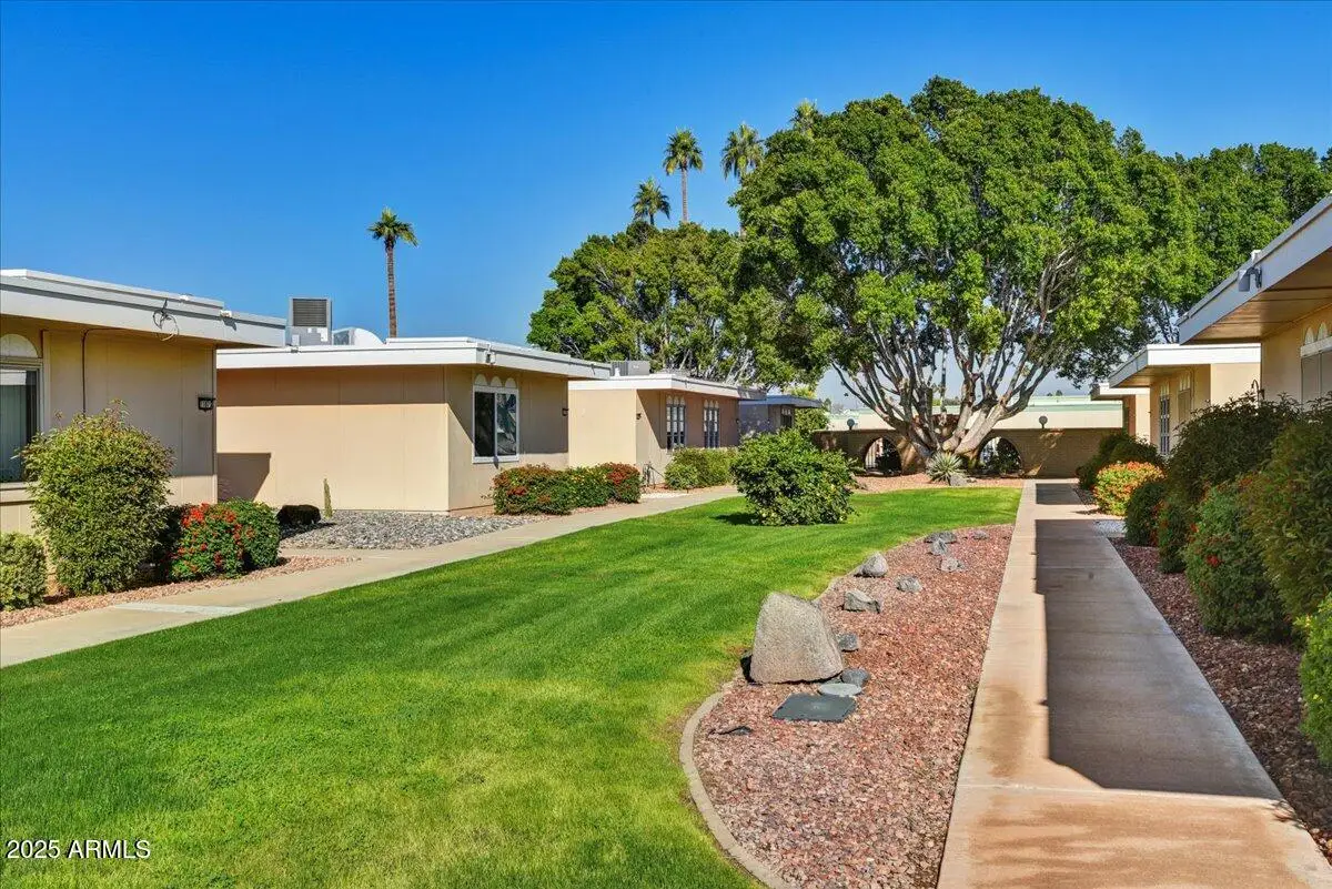 11061 W Coggins Drive, Sun City, AZ 85351 - Image #1