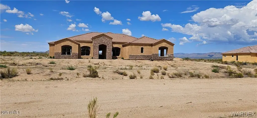 12371 E Old Mule Drive, Kingman, AZ 86401 - Image #1