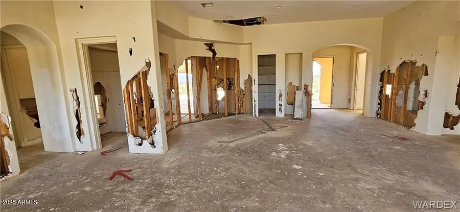 12389 E Old Mule Drive, Kingman, AZ 86401 - Image #2