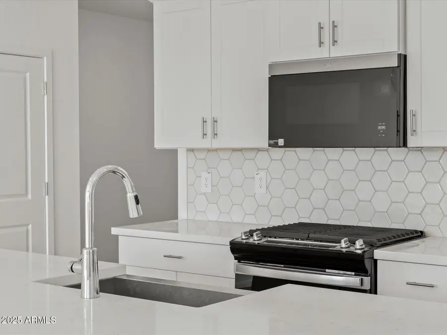 15922 W Cottontail Lane, Surprise, AZ 85387 - Image #3