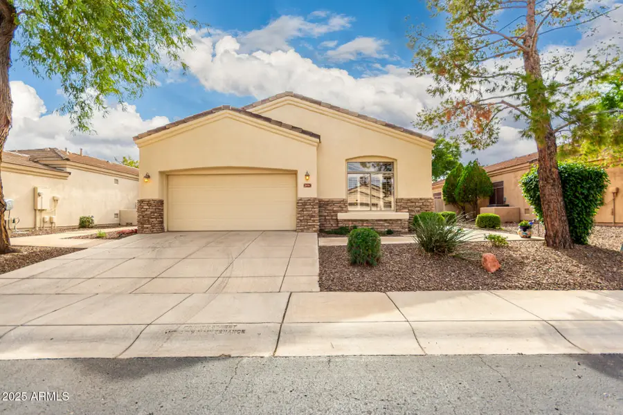 2031 E Valencia Drive, Phoenix, AZ 85042 - Image #2