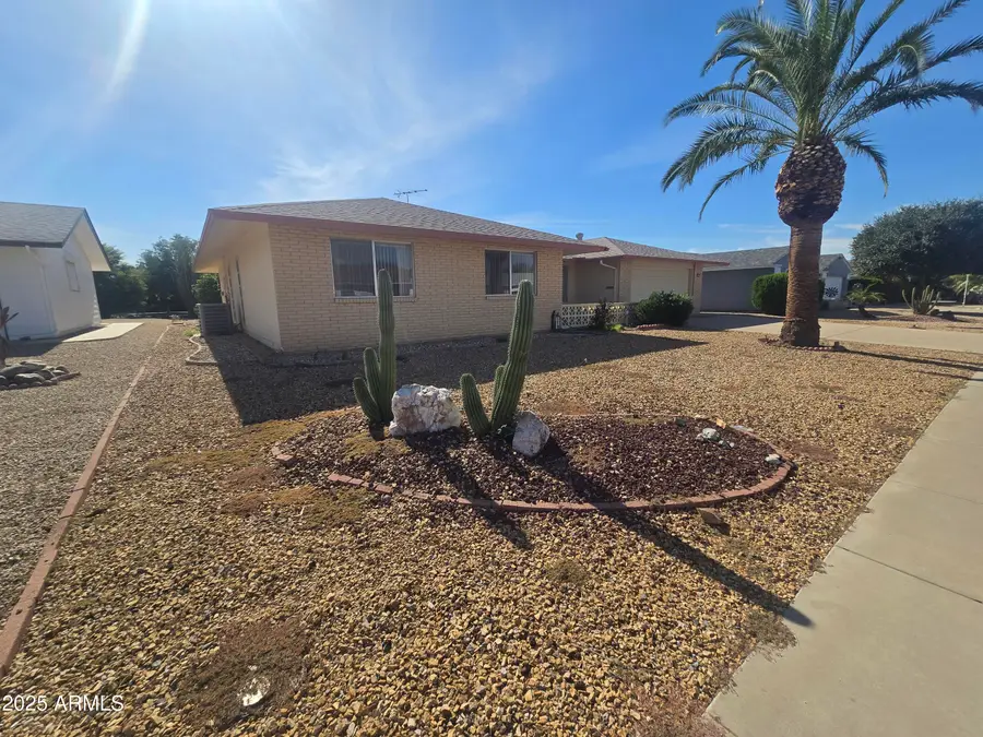 10813 W Hutton Drive, Sun City, AZ 85351 - Image #2