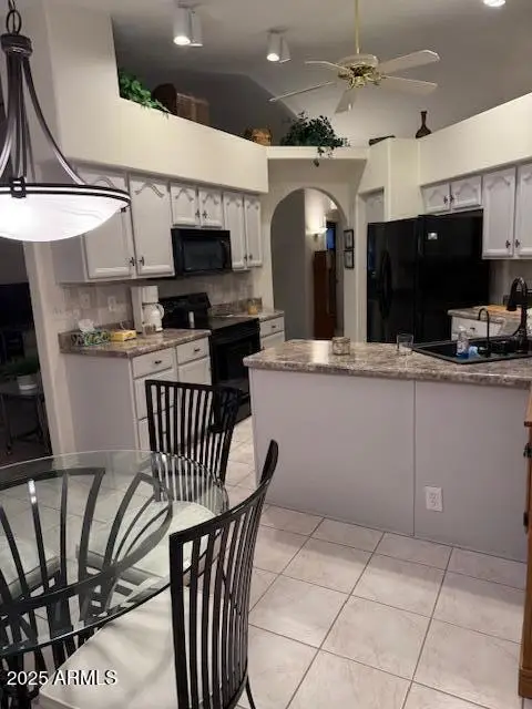 18764 N 89th Lane N, Peoria, AZ 85382 - Image #3