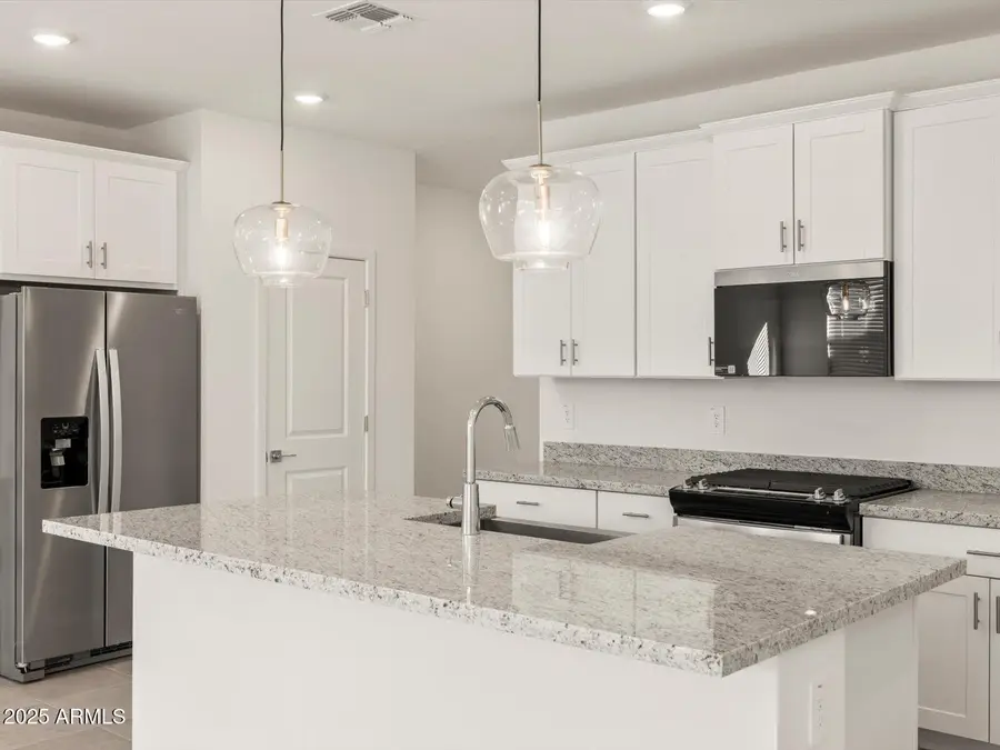 17566 W Woodlands Avenue, Goodyear, AZ 85338 - Image #3