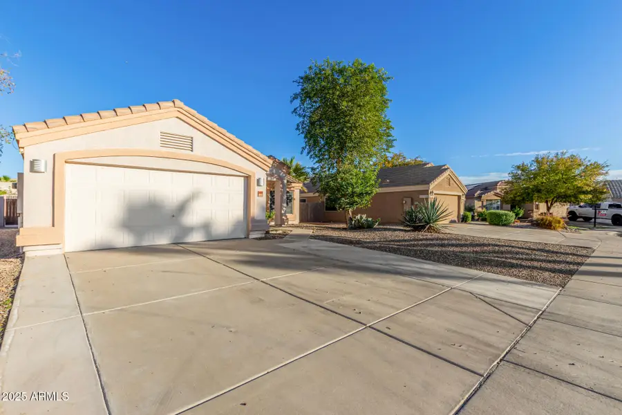 18043 N 111th Drive, Surprise, AZ 85378 - Image #2