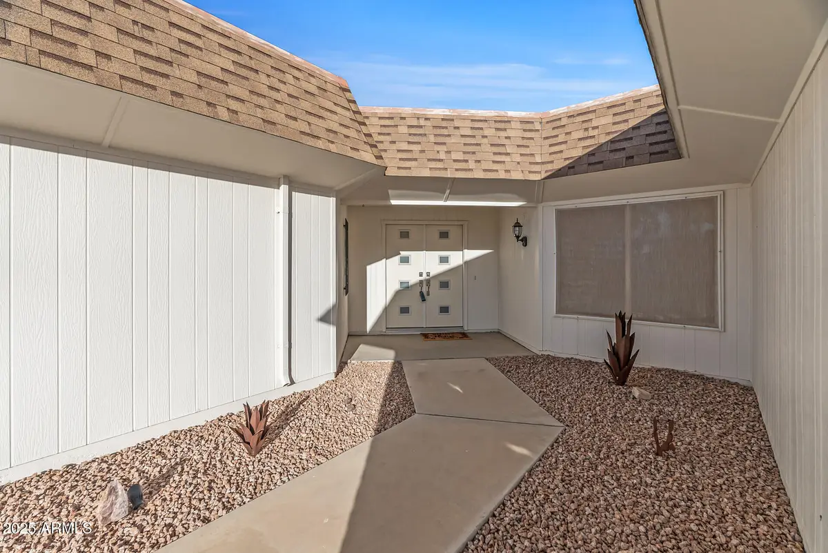 17841 N Willowbrook Drive, Sun City, AZ 85373 - Image #1
