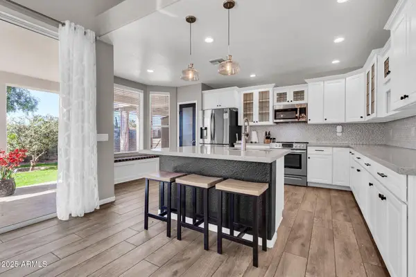 26434 S Boxwood Drive, Sun Lakes, AZ 85248