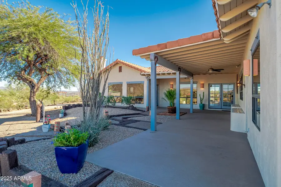 18330 W Moonlight Mesa Road, Wickenburg, AZ 85390 - #2