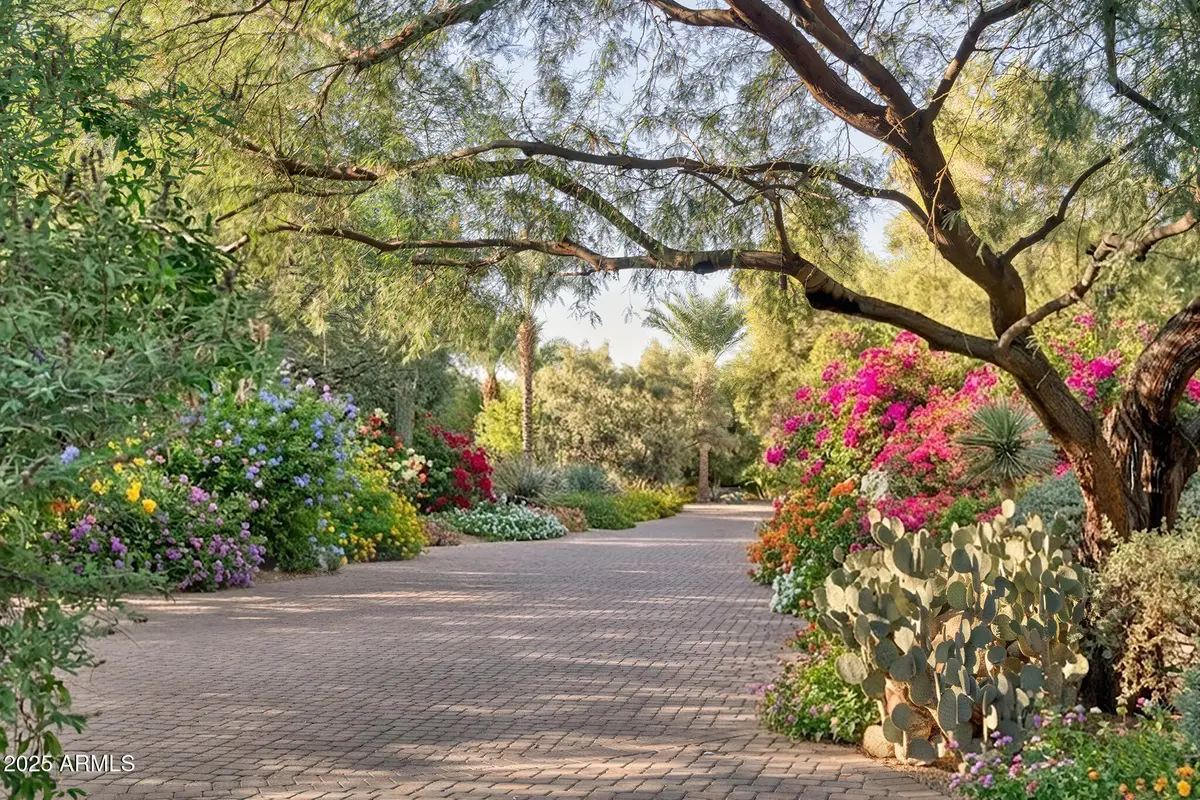 5747 E Mockingbird Lane, Paradise Valley, AZ 85253 - Image #1