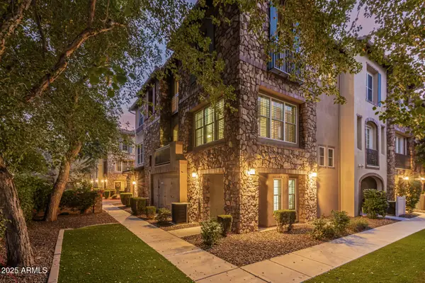 2482 E Roma Avenue, Phoenix, AZ 85016