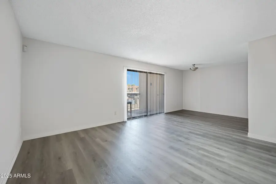 3810 N Maryvale Parkway #2067, Phoenix, AZ 85031 - Image #2