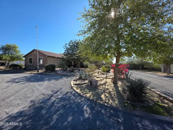 727 W Zion Lane, San Tan Valley, AZ 85143