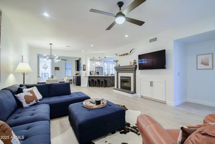 15221 N Clubgate Drive #2023, Phoenix, AZ 85254 - Image #3