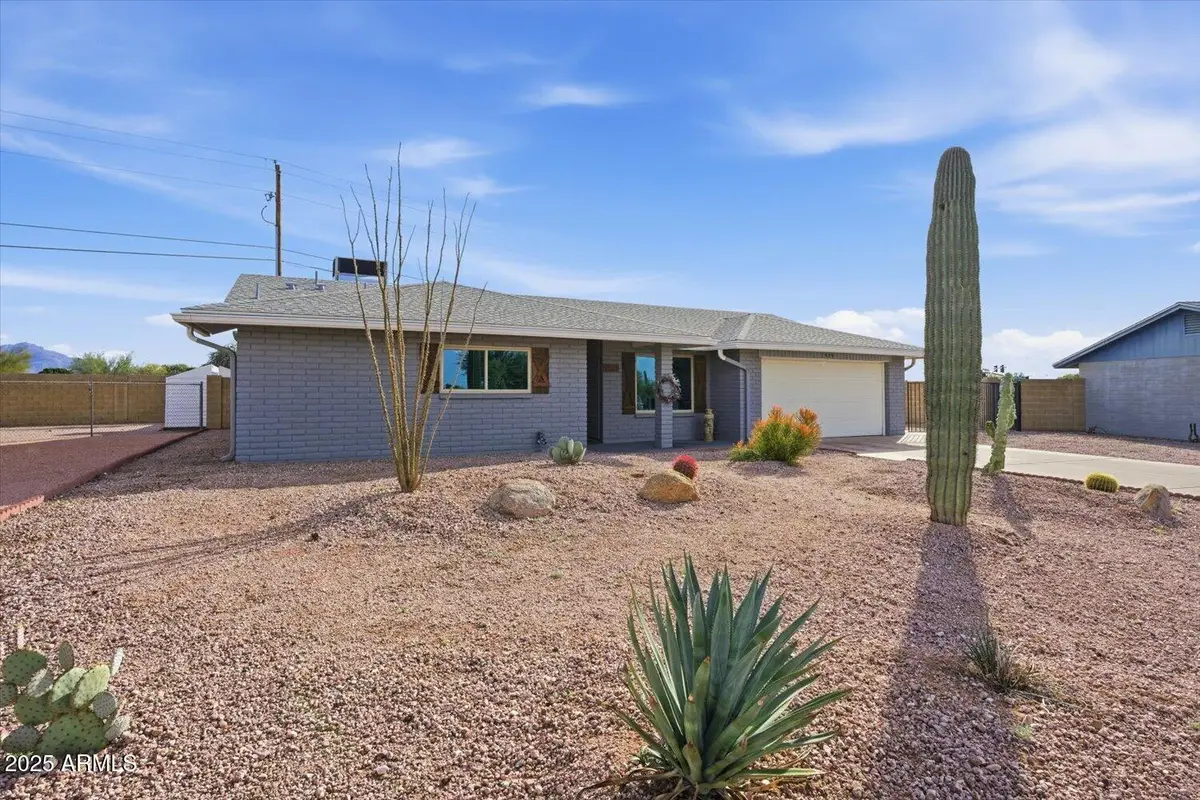 1529 S Mara Drive, Apache Junction, AZ 85120 - Image #1