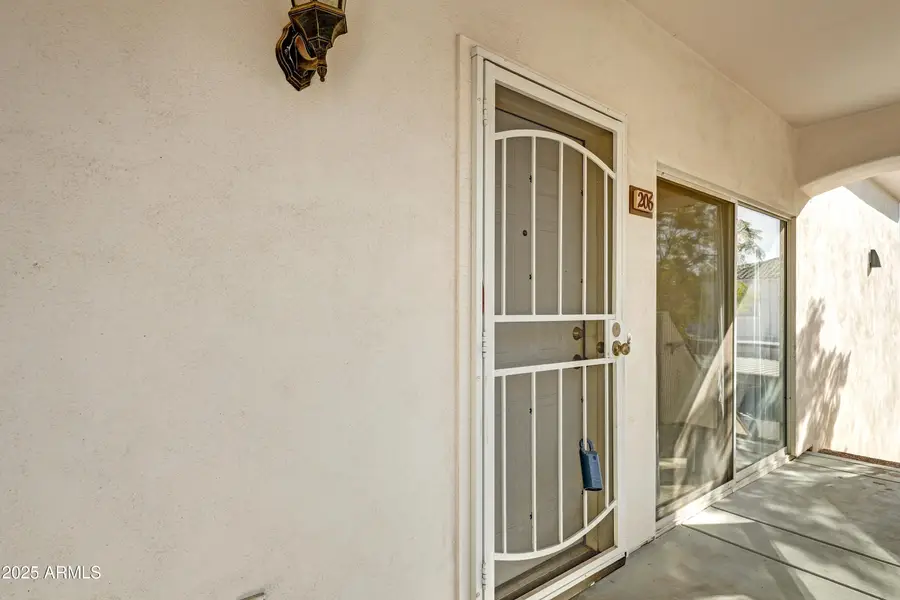 2950 W Louise Drive #206, Phoenix, AZ 85027 - Image #2
