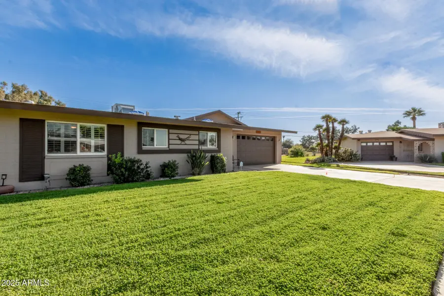 10027 W Lakeview Circle S, Sun City, AZ 85351 - Image #2