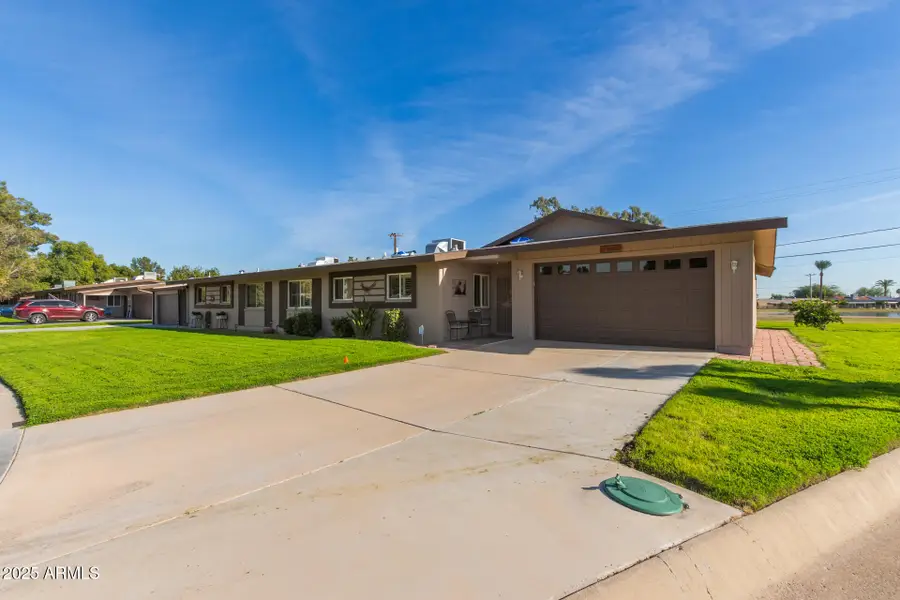 10027 W Lakeview Circle S, Sun City, AZ 85351 - Image #3