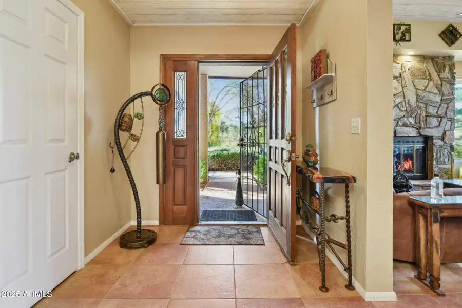 239 Canyon Mesa Drive, Village Of Oak Creek Big Park, AZ 86351 - Image #2