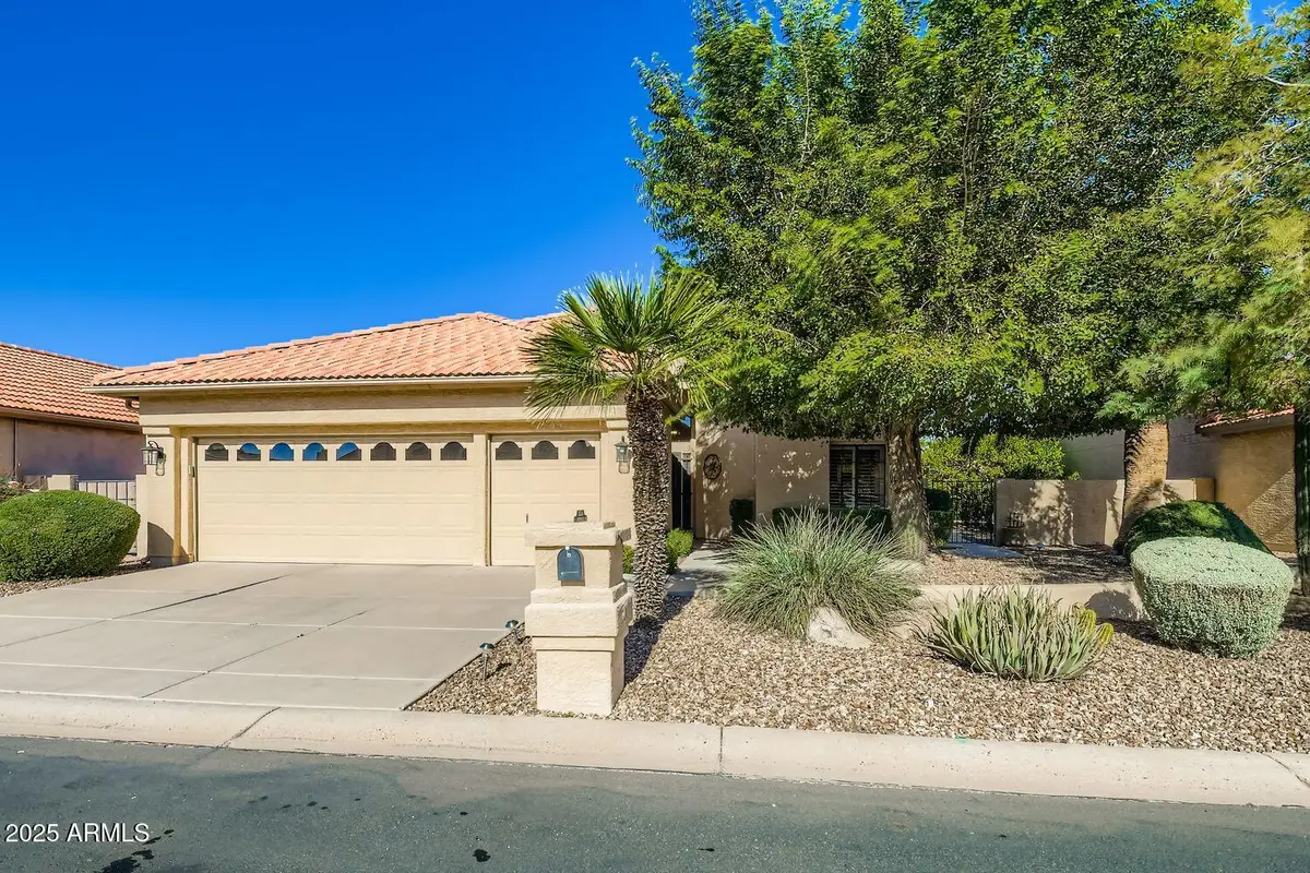 10536 E Hercules Drive, Sun Lakes, AZ 85248 - Image #1