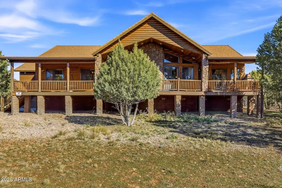 2276 Thunderbird Way, Overgaard, AZ 85933 - Image #2