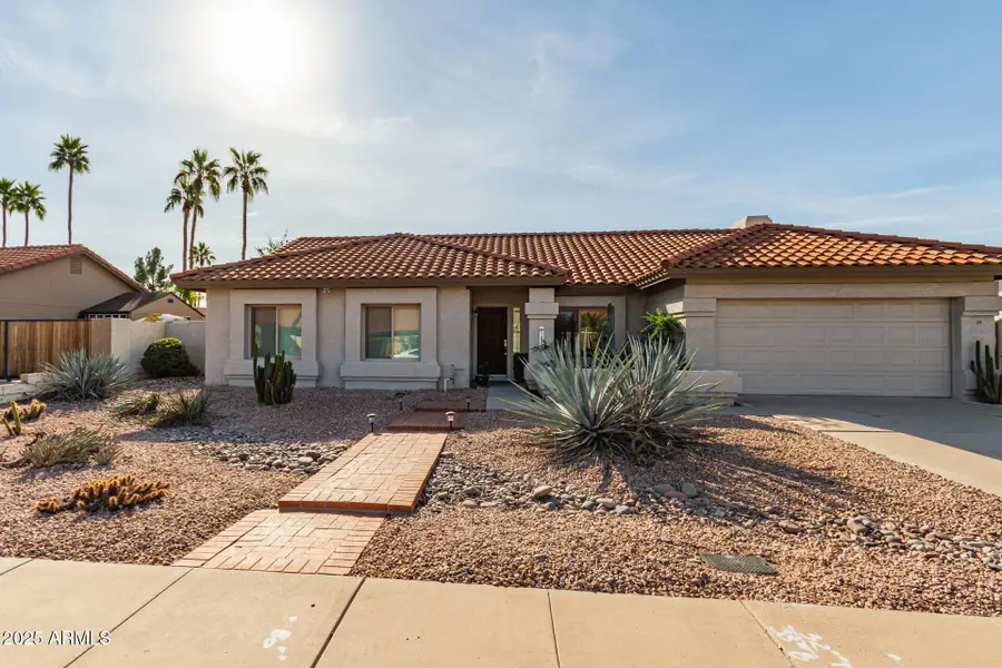 1007 E Secretariat Drive, Tempe, AZ 85284 - Image #2