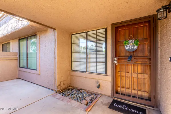 700 E Mesquite Circle #L107, Tempe, AZ 85288