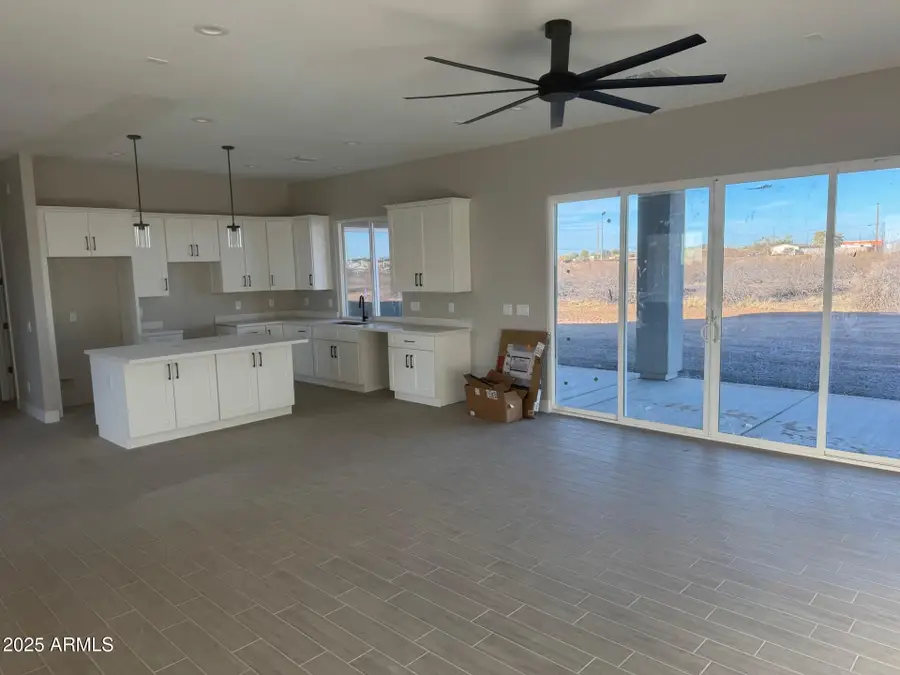 28328 N 220th Avenue, Wittmann, AZ 85361 - Image #3