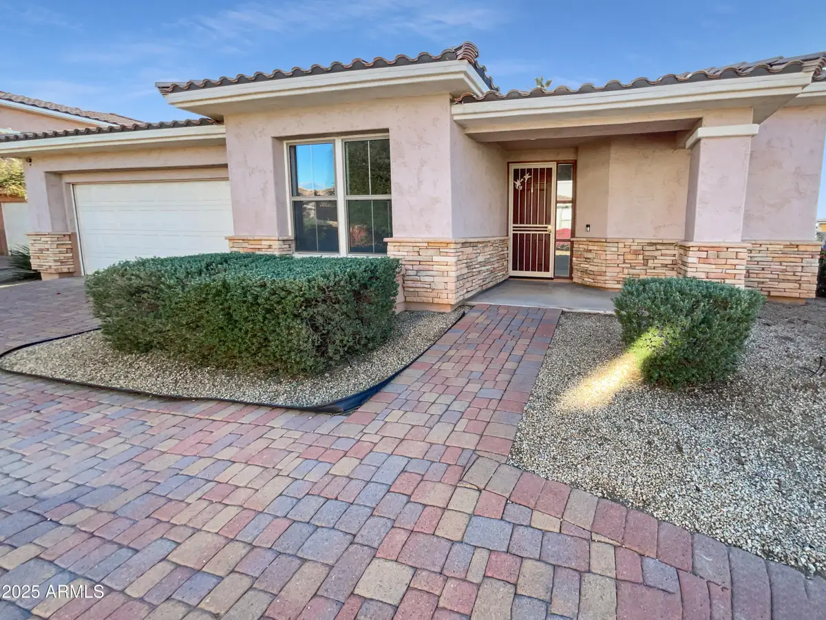 13613 W Cypress Street, Goodyear, AZ 85395 - Image #1